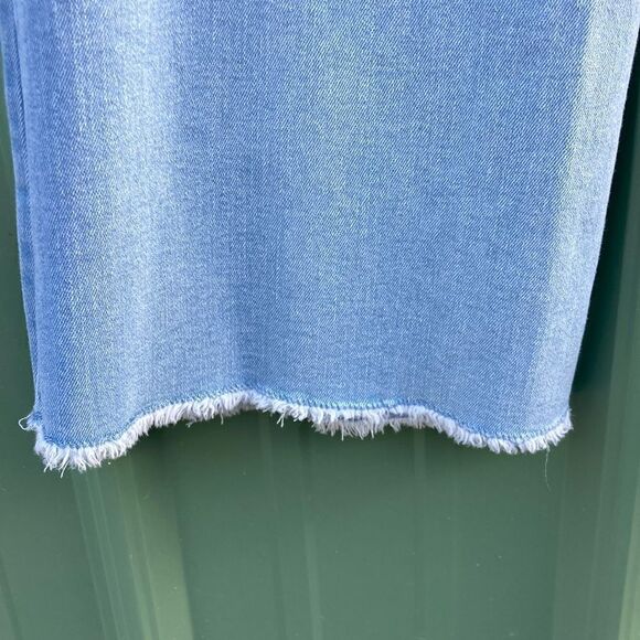 Women's Maternity Crop Flare Frayed Hem Jeans Pants Size L - Picture 4 of 9